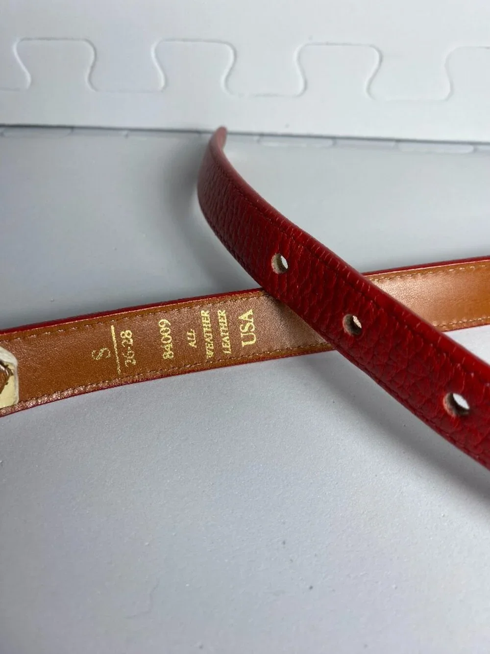 VTG DOONEY & BOURKE All Weather Leather USA Red Belt Brass Duck S 26-28 NWOT